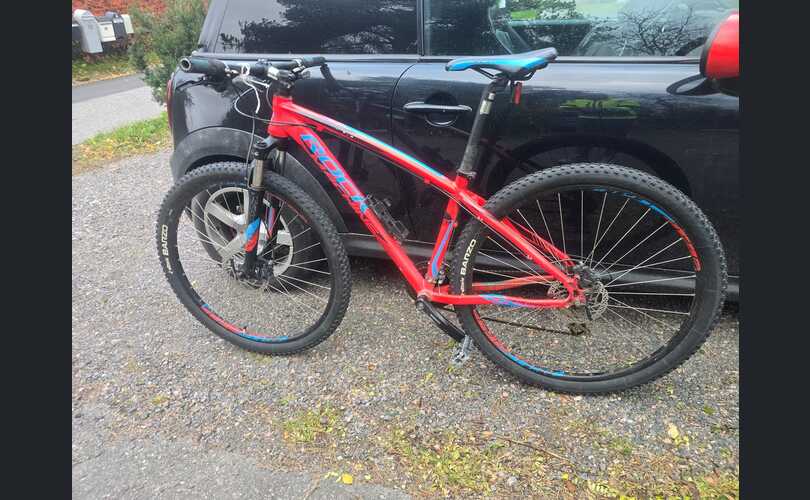 Rock Machine maastopyörä 29